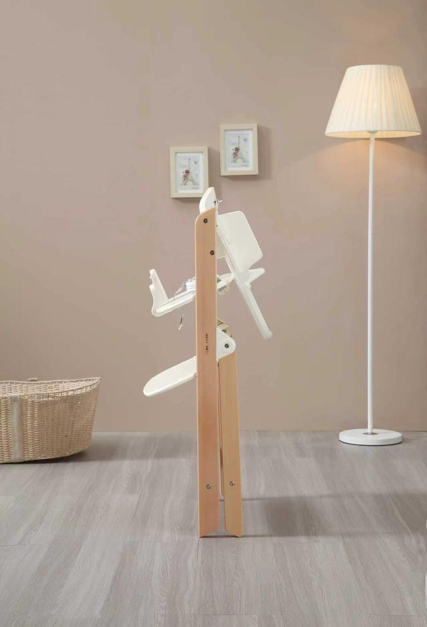 Emerald Baby Zenlock Highchair