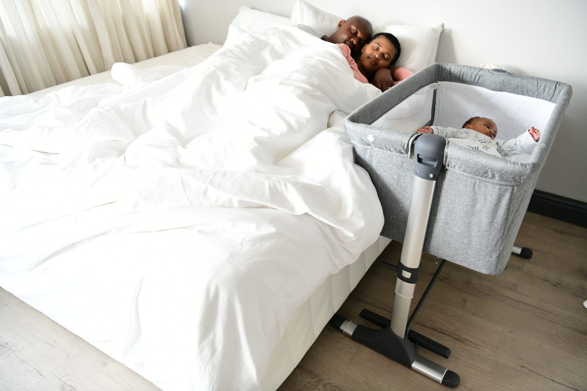 Snuggletime Side by Me Co-Sleeper Cot with Mozzi Net image 6