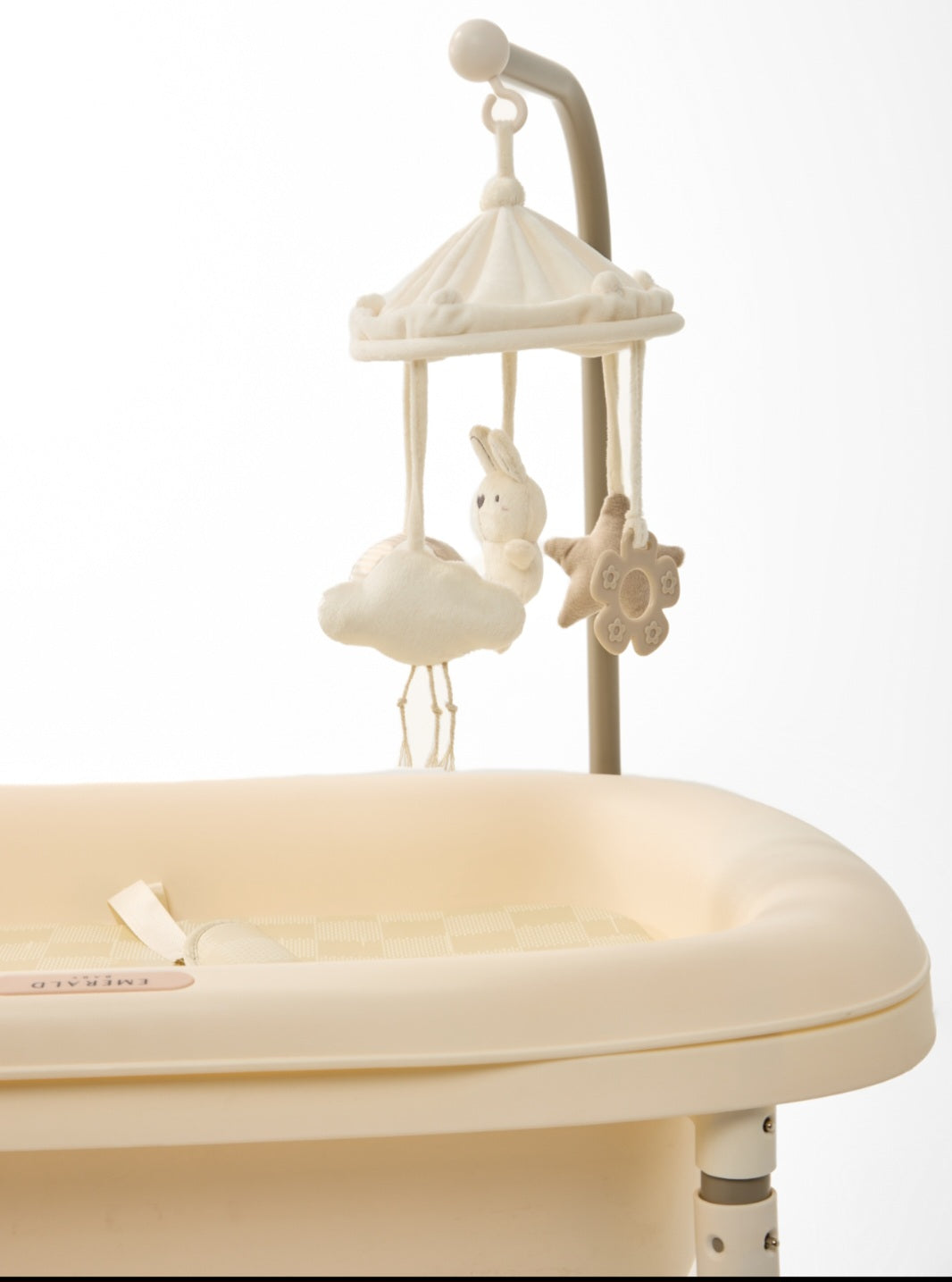 Emerald Baby Mia Changing Station and Bath Unit