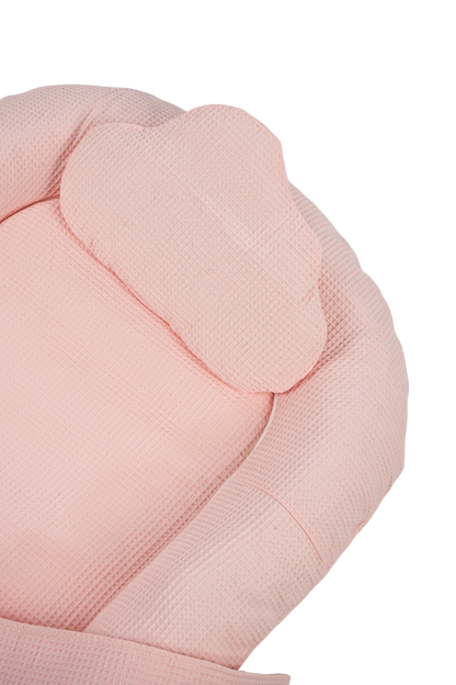 Emerald baby sleep pod with blanket