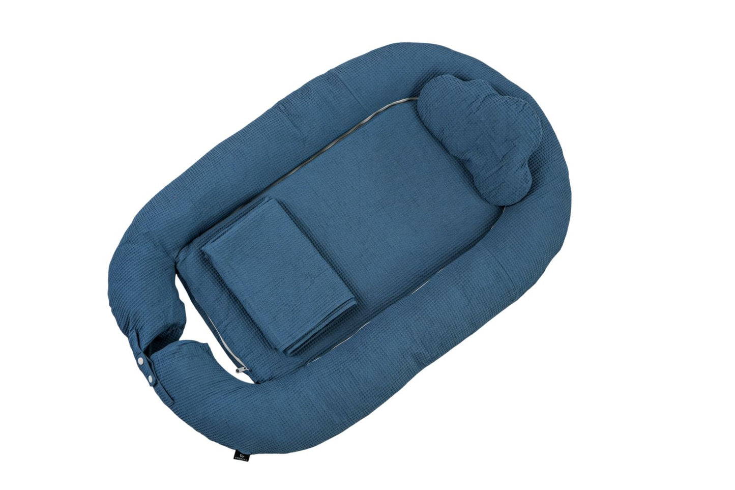 Emerald baby sleep pod with blanket